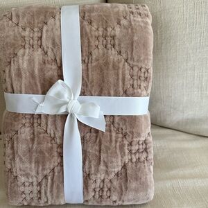 Pottery barn velvet lattice handcrafted euro sham color is blush